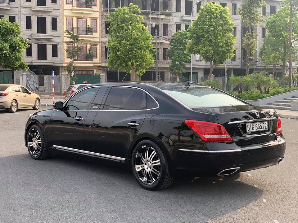 Hyundai Equus  Wikipedia